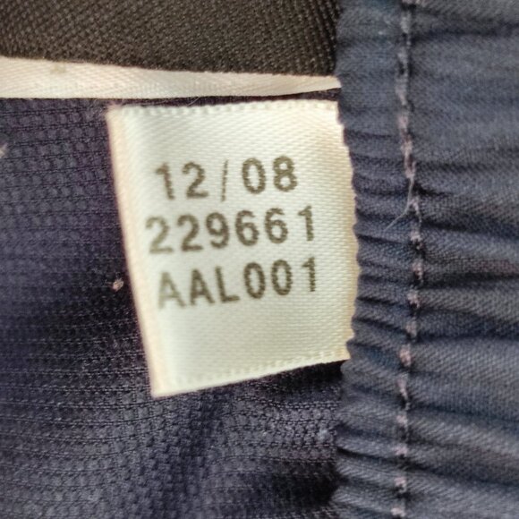 Adidas active wear short men's size M dark blue with 3 white stripes lightweigh - Picture 6 of 11